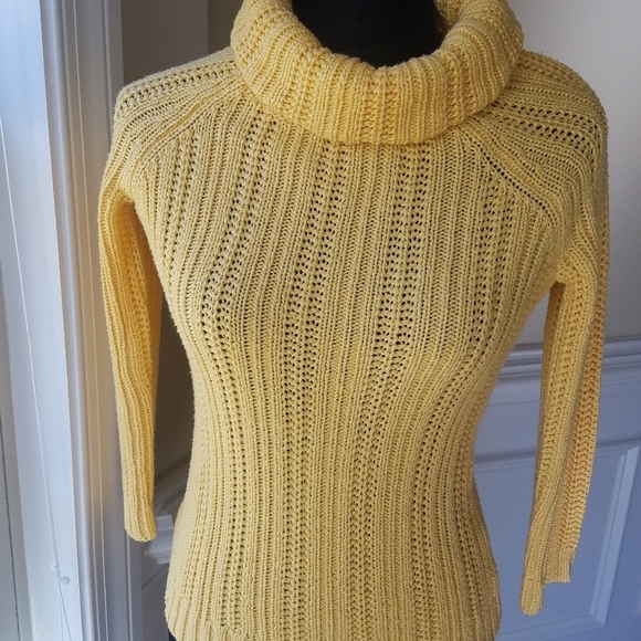 LOFT Sweat - Picture 1 of 4